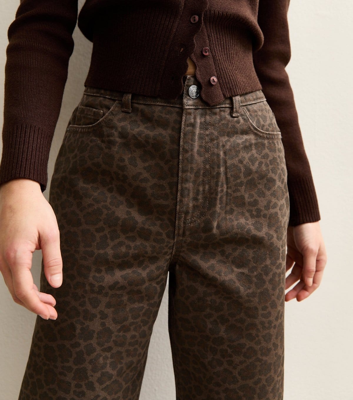 New Look Women's Petite Brown Leopard Print Wide Leg Jeans New Look - 4