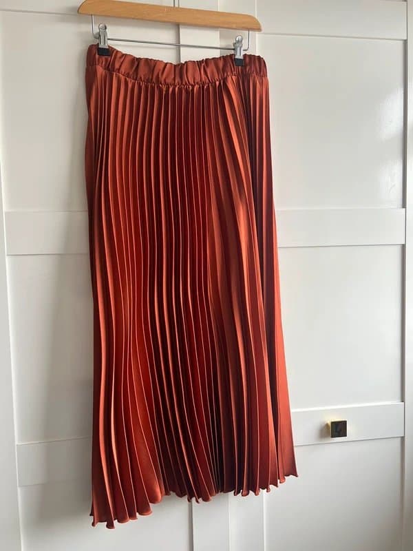 New Look New Look satin copper pleated skirt size 14