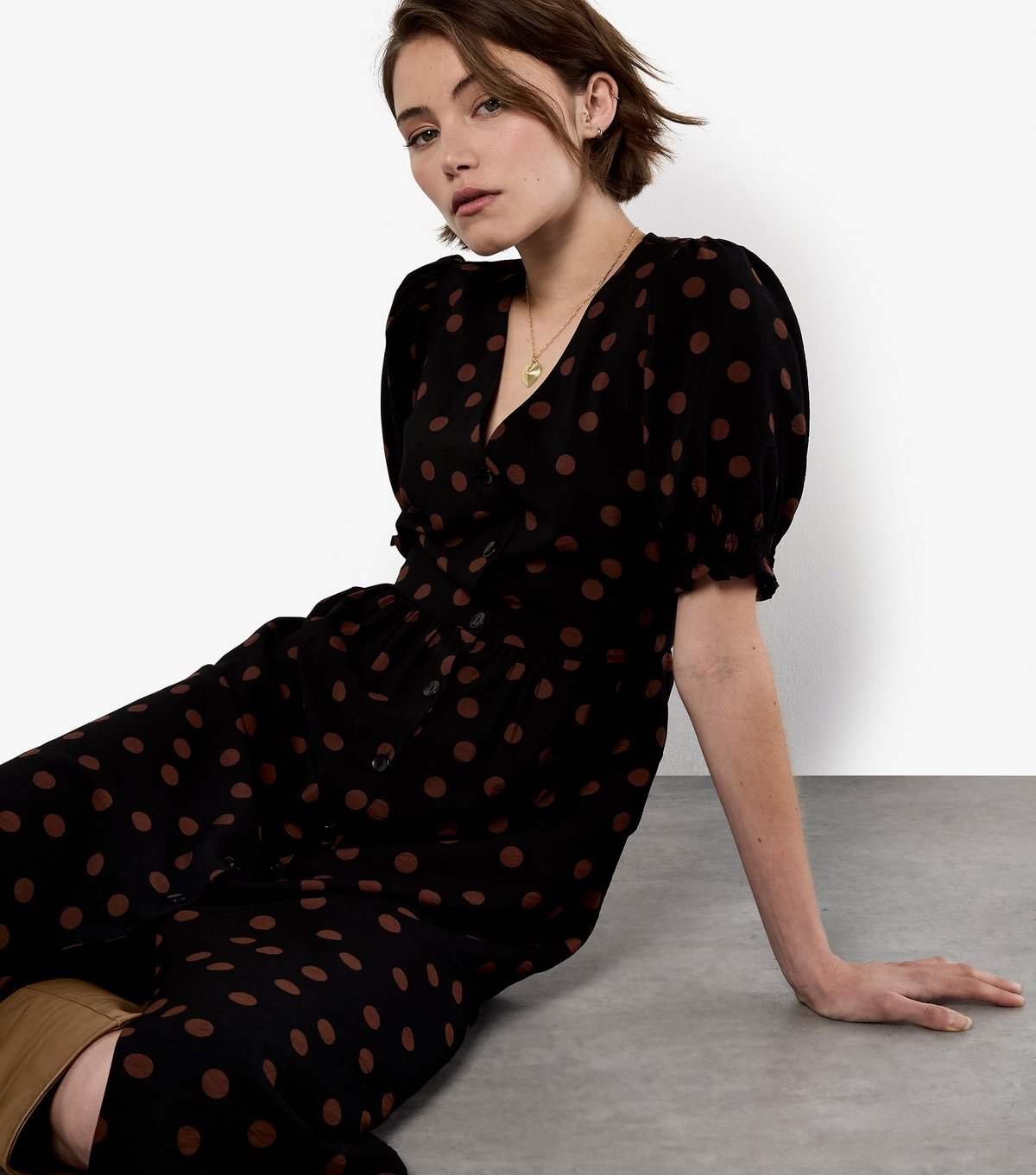 Apricot Women's Black Spot Print Button Down Dress Apricot New Look - 4