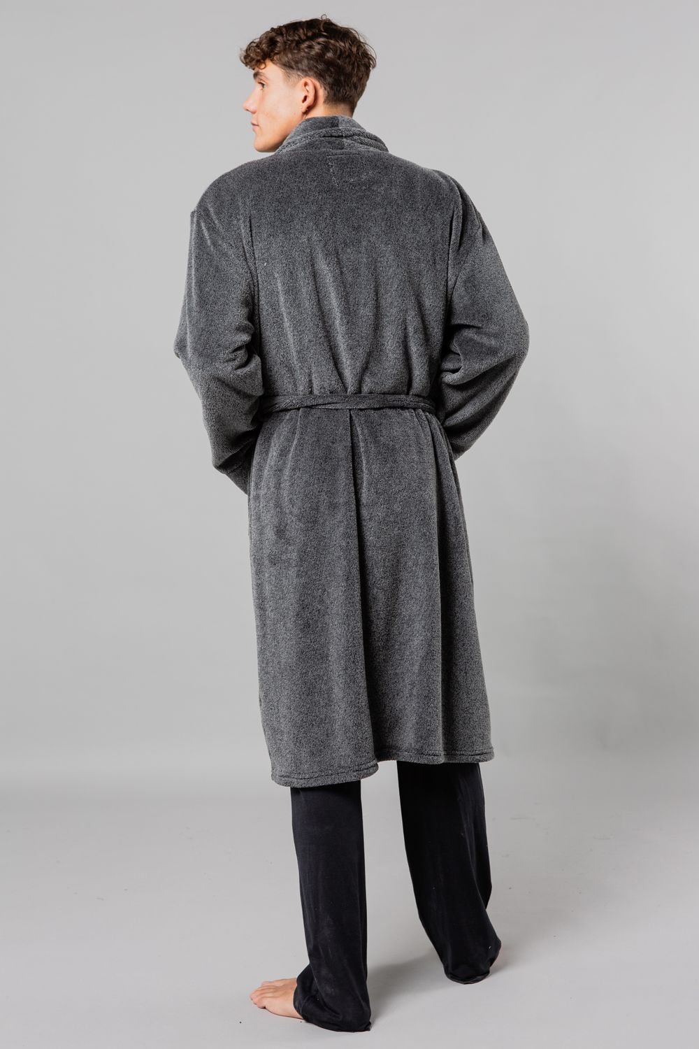 Tokyo Laundry Tokyo Laundry Men's Plush Shawl Collar Dressing Gown in Navy - 2