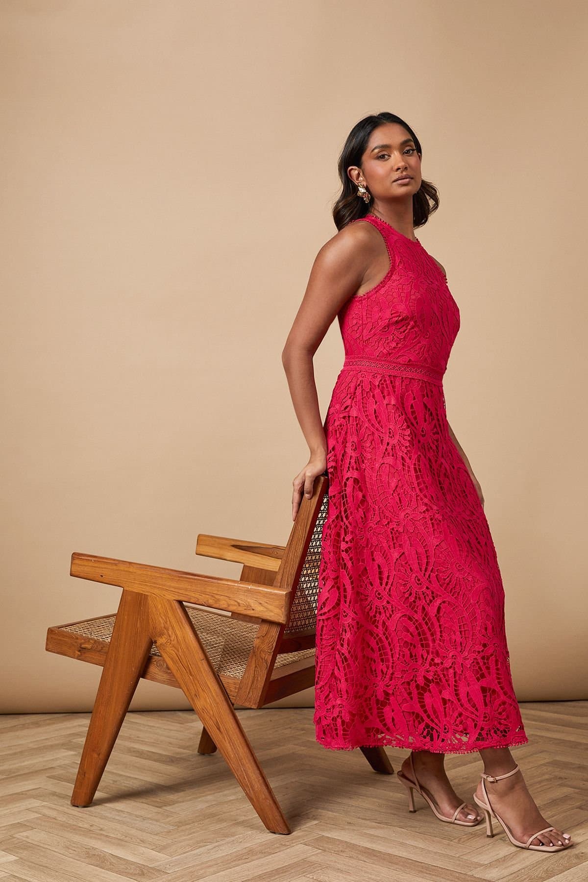 Oasis Oasis Women's Lace Halterneck Dress in Bright Pink