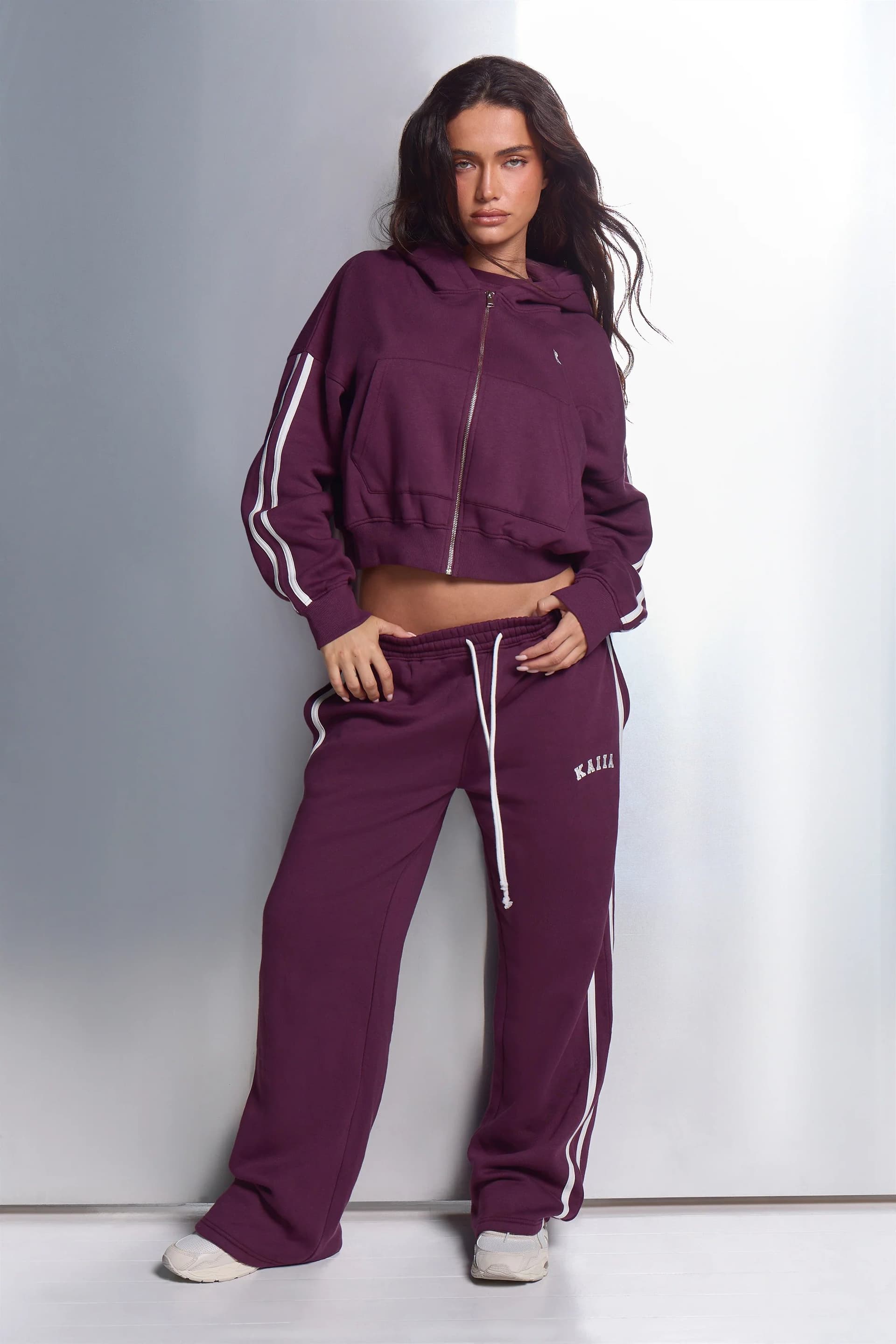 Kaiia Kaiia Side Stripe Wide Leg Joggers Dark Plum & White