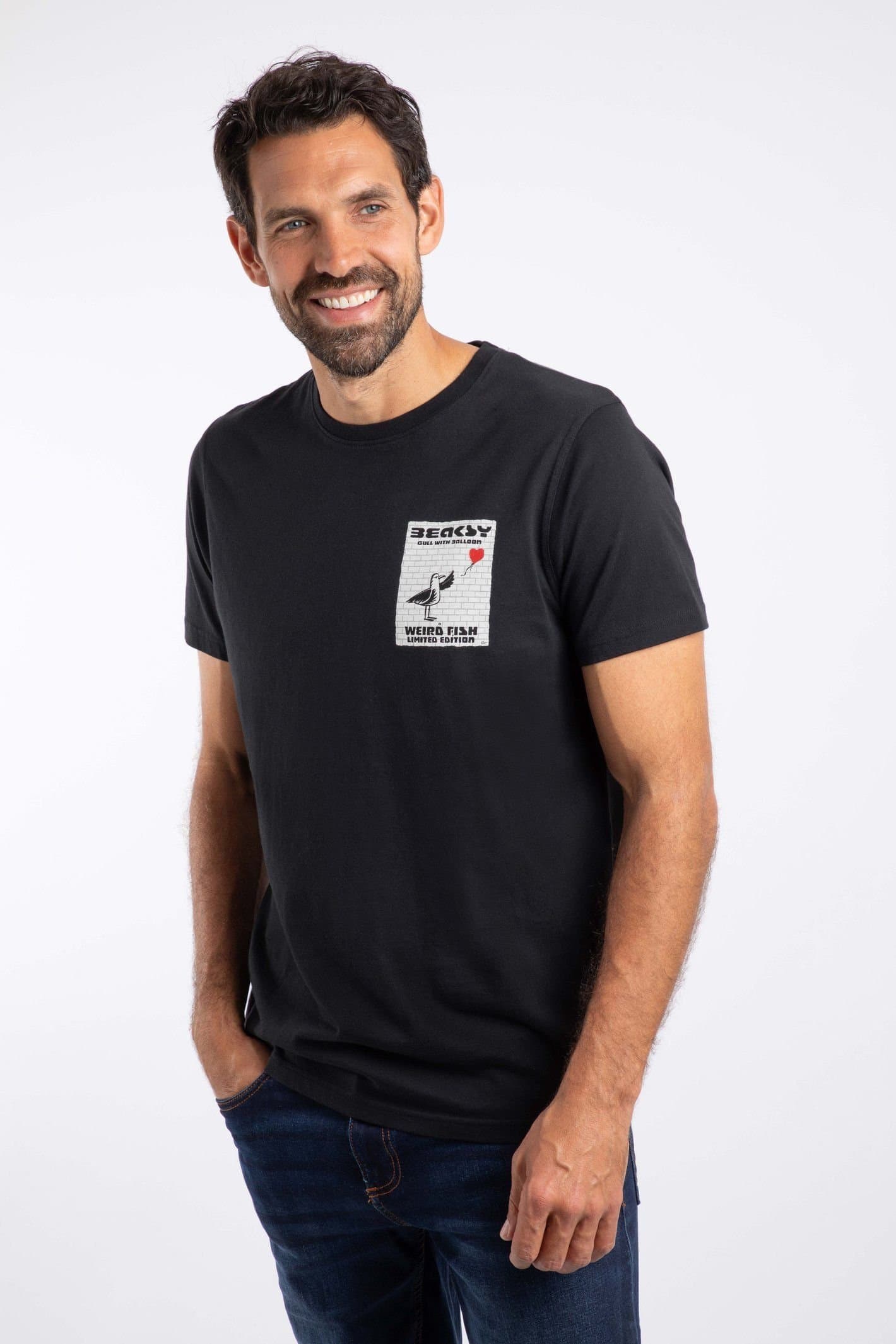 Weird Fish Weird Fish Men's Beaksy Artist T-Shirt in Black