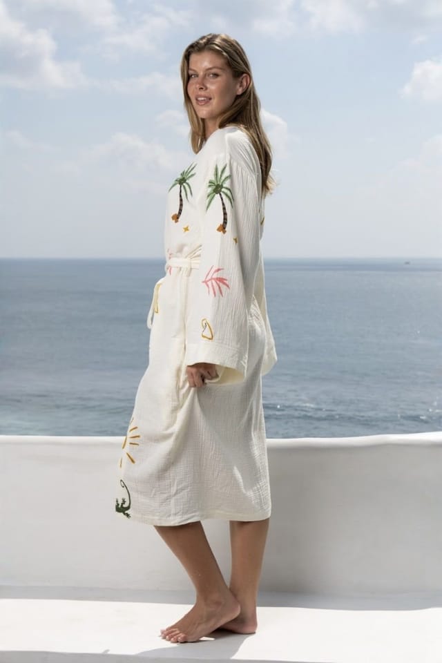 The Night Store The Night Store Women's Tropical Muslin Dressing Gown in White - 2