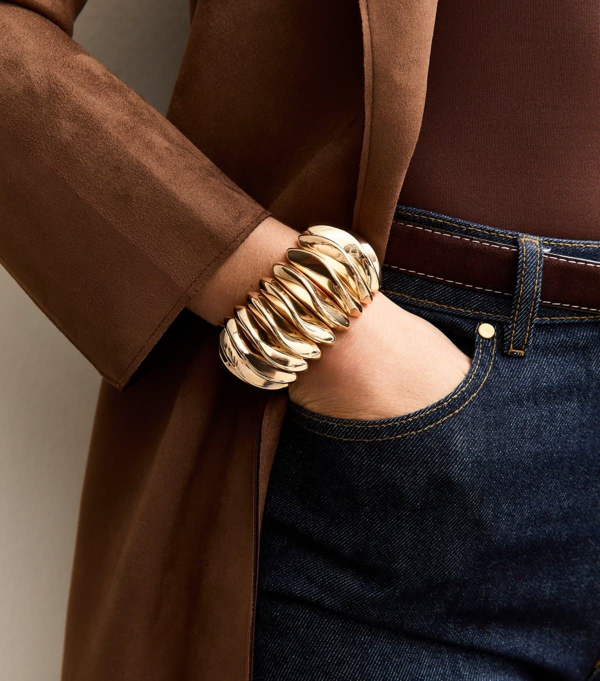 New Look New Look Gold Tone Long Resin Wavy Stretch Bracelet