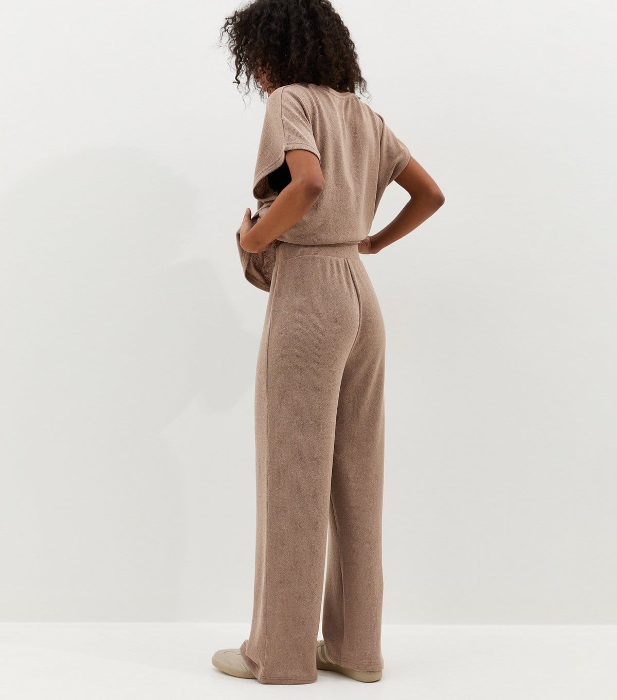 New Look Women's Dark Mink Textured Soft Touch Wide Leg Trousers New Look - 4