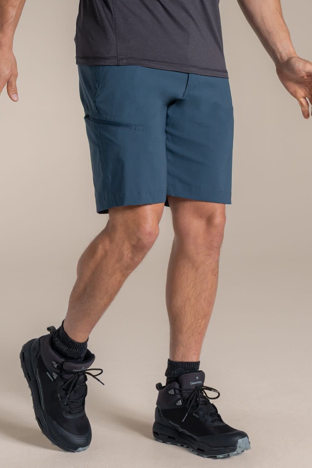 Craghoppers Craghoppers Men's Kiwi Pro III Water Repellent Anti-Insect Short in Navy