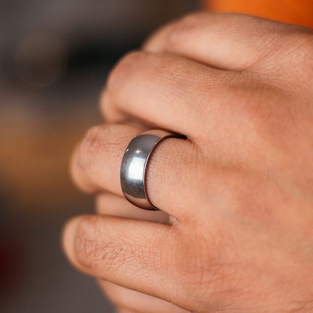 The Colourful Aura The Colourful Aura Men's 8mm Stainless Steel Rotatable Spinner Band Ring in Black - 3