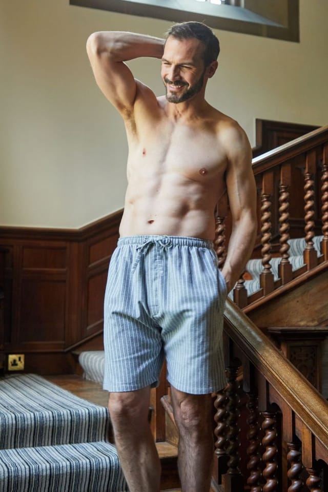British Boxers British Boxers Men's "Chalk" Stripe Brushed Cotton Sleep Shorts in Mid Grey - 2