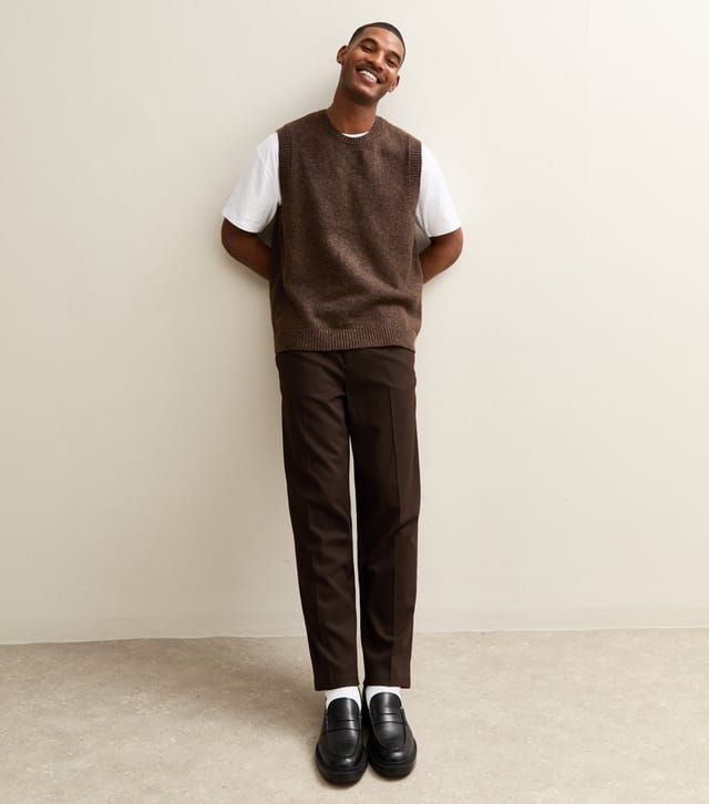 New Look Men's Dark Brown Relaxed Fluffy Crew Vest New Look - 3