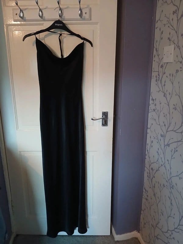 Bershka Berksha Black Satin Long dress. - 1