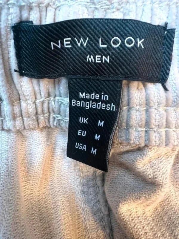 New Look New Look man's baggy retro cargo corduroy pants ivory size M