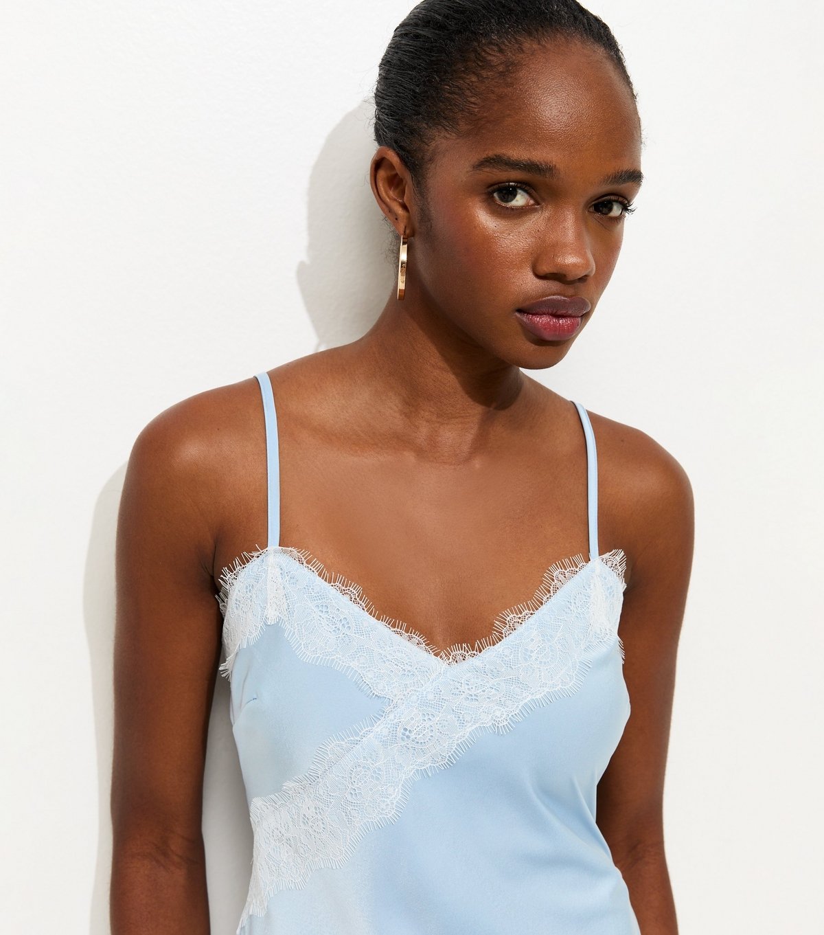 New Look Women's Blue Lace Trimmed Satin Midi Dress New Look - 3