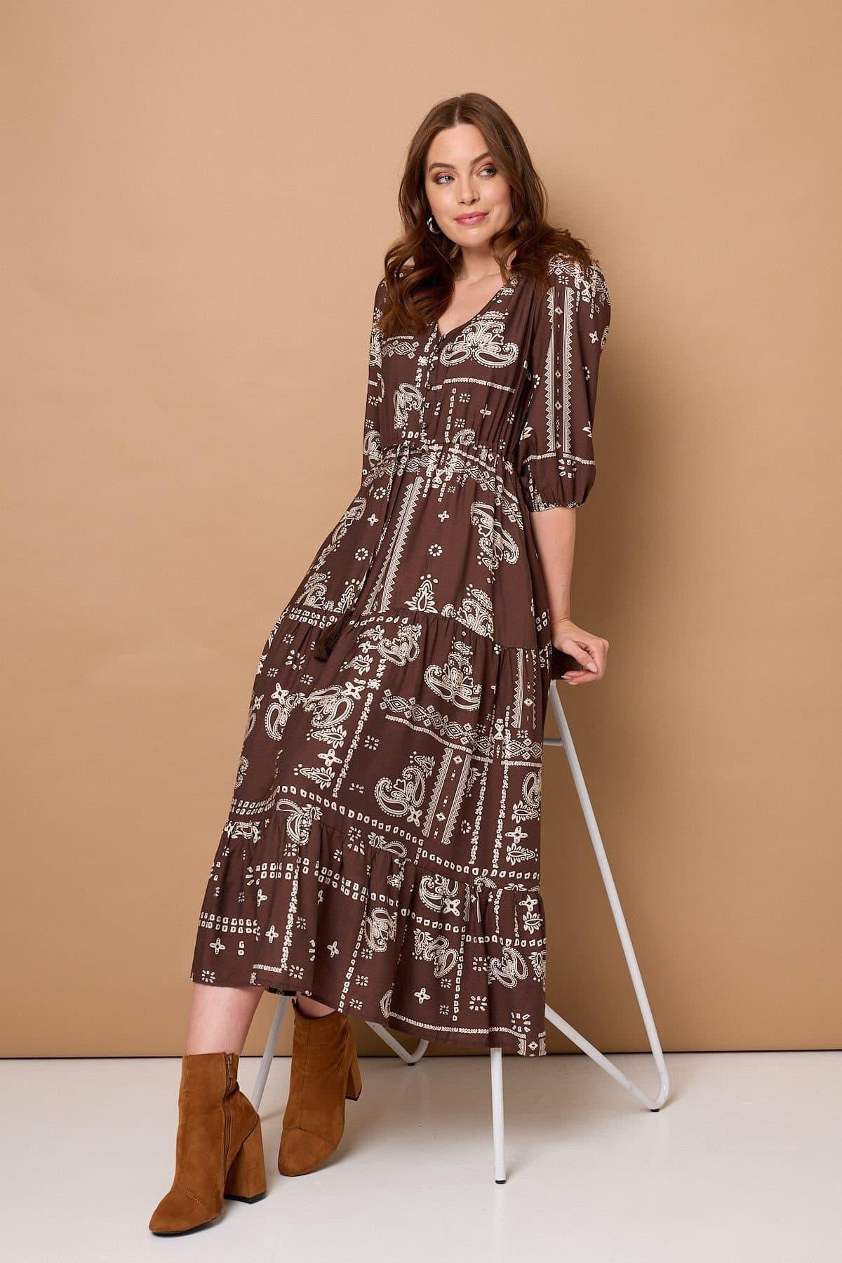 Izabel London Izabel London Women's Printed 3/4 Sleeve Tie Maxi Dress in Brown