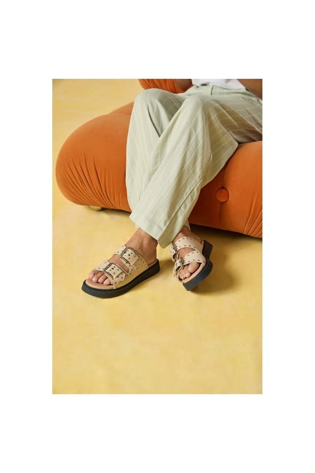 Hush Puppies Hush Puppies Women's Christine Mule Sandal in Taupe - 3