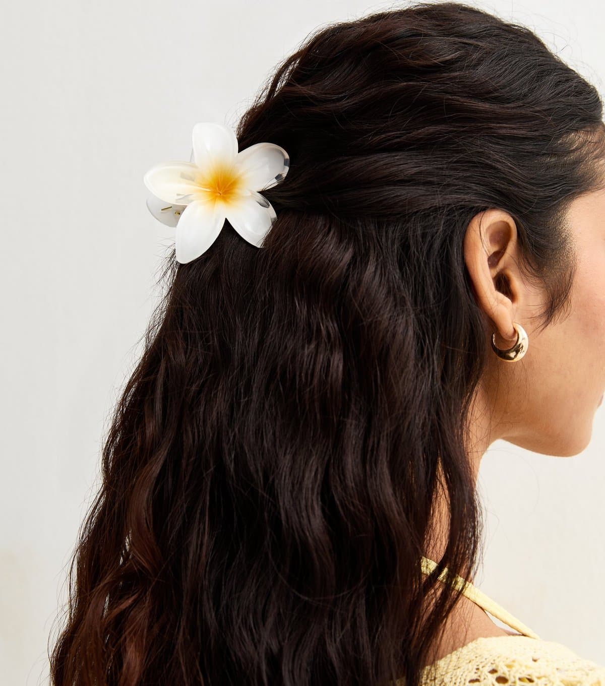 New Look White Tropical Flower Hair Clip New Look