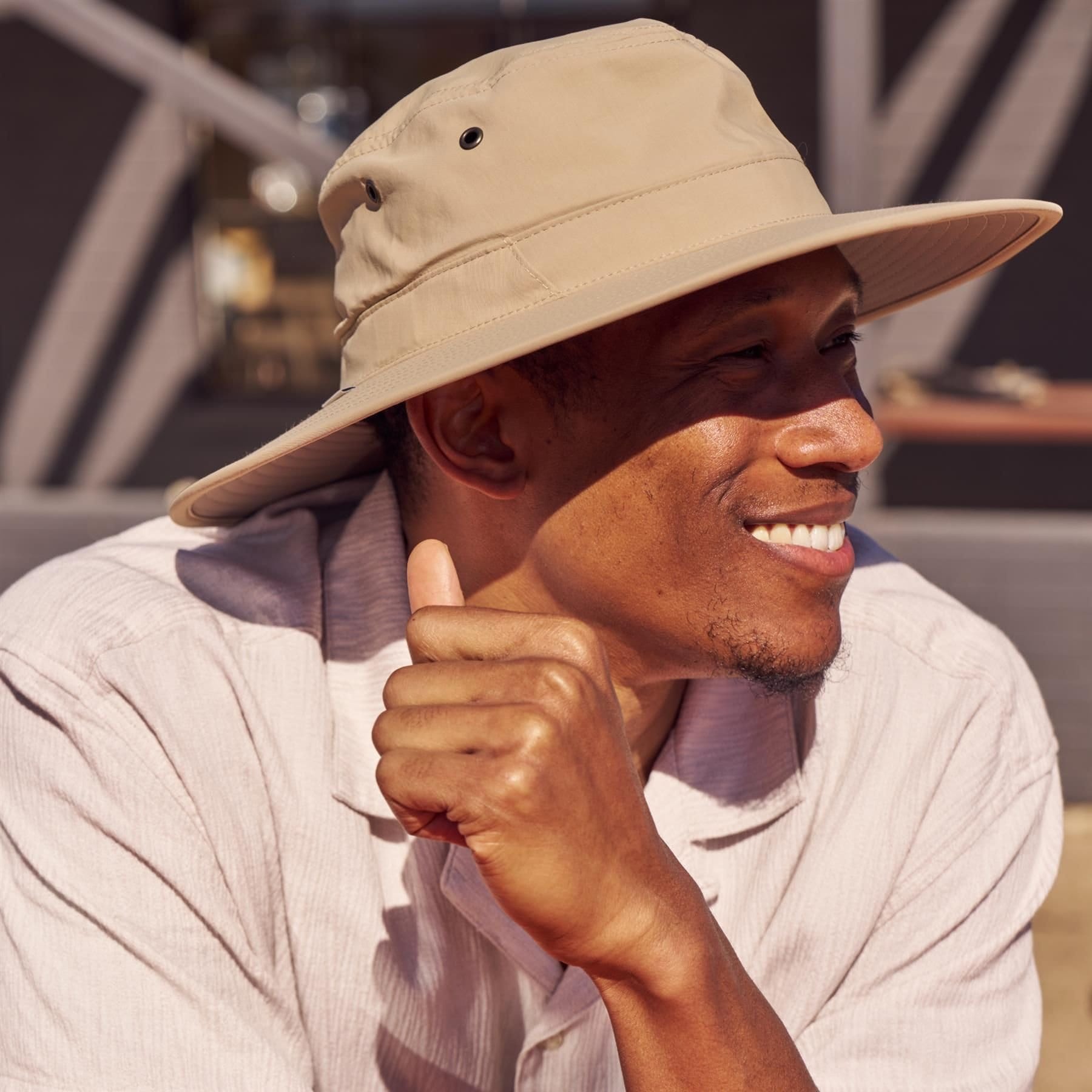 Sunday Afternoons Sunday Afternoons Men's 'Passport' Lightweight Ventialted Packable UPF 50+ Sun Hat in Light Brown - 4