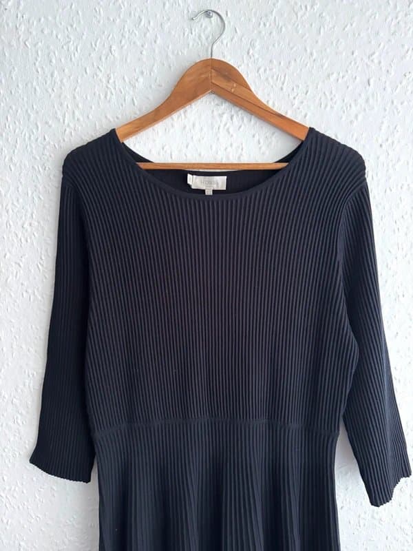 Hobbs Brand New Hobbs Kath Knitted Fit & Flare Navy Dress - size 16uk