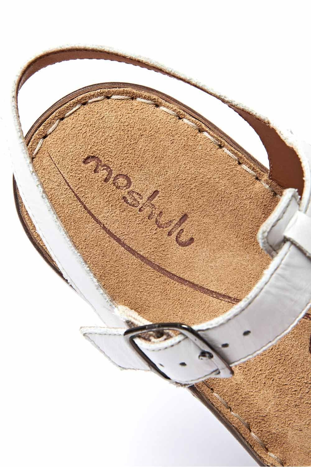 Moshulu Moshulu Women's 'Paradas' Platform Wedge Strappy Sandals in White - 4