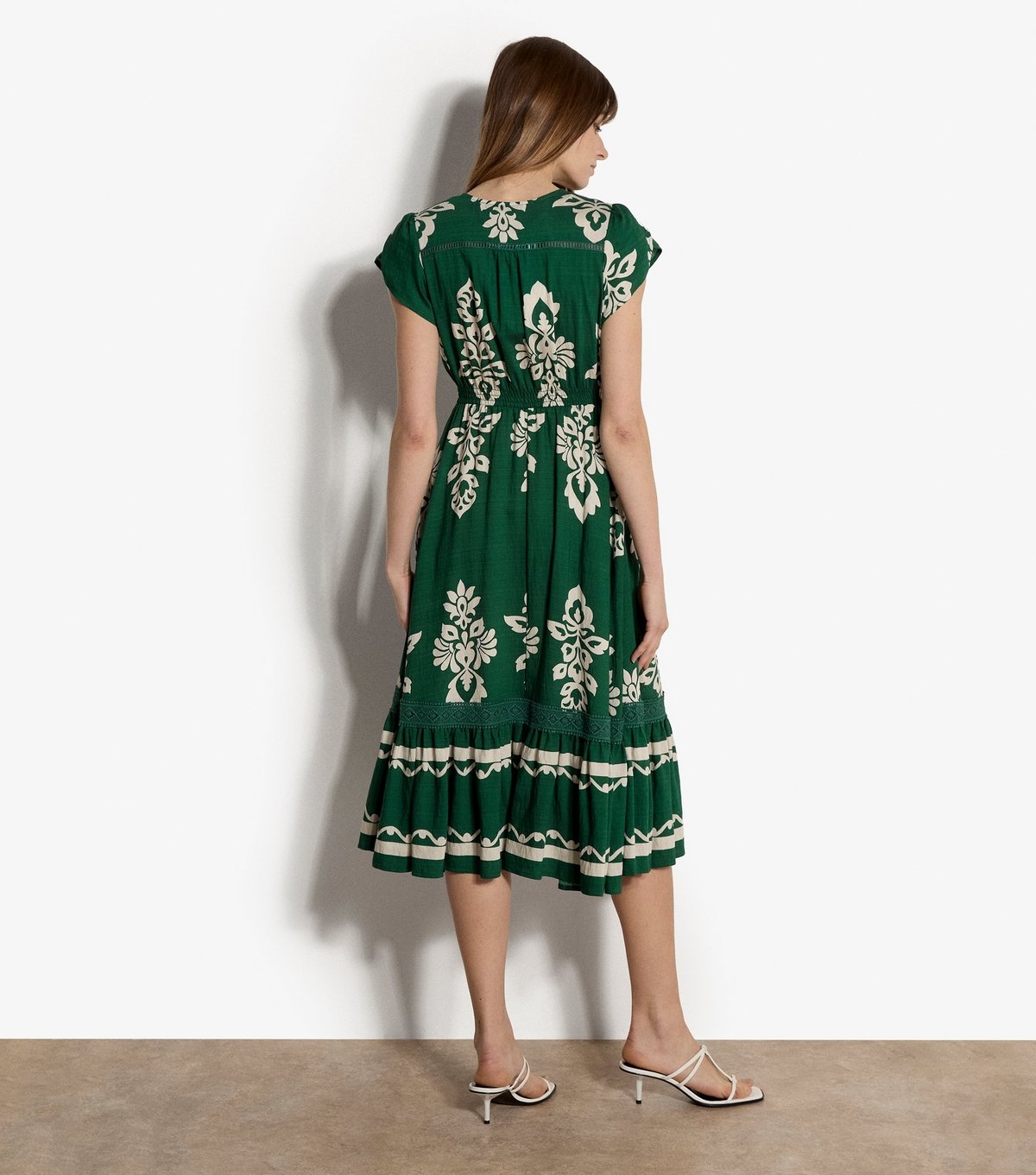 Apricot Women's Green Leaf Print Buttoned Midi Dress Apricot New Look - 3