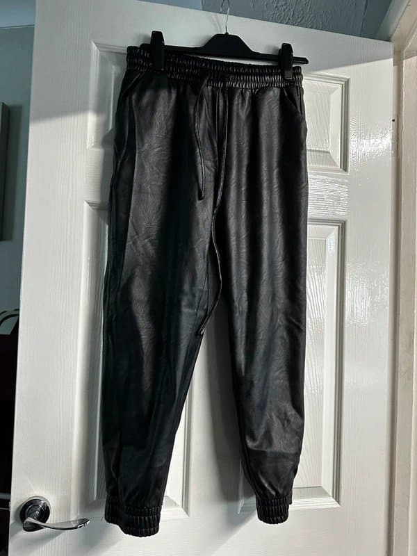 New Look Cuffed faux leather trousers