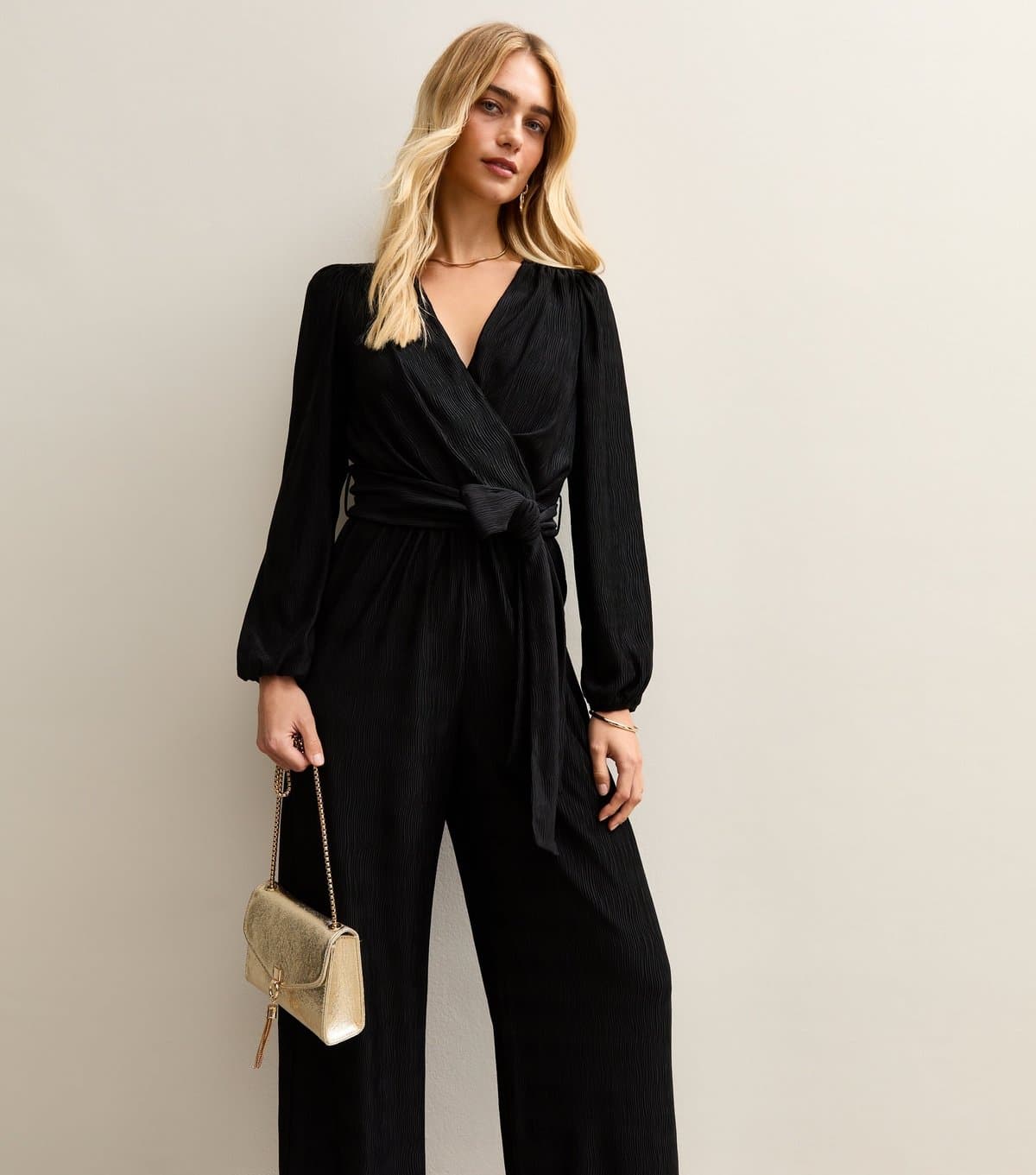 New Look Women's Black Crinkled Wide Leg Wrap Jumpsuit New Look