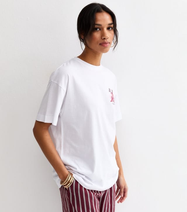New Look Women's White Cotton Bali Print Oversized T-Shirt New Look - 2