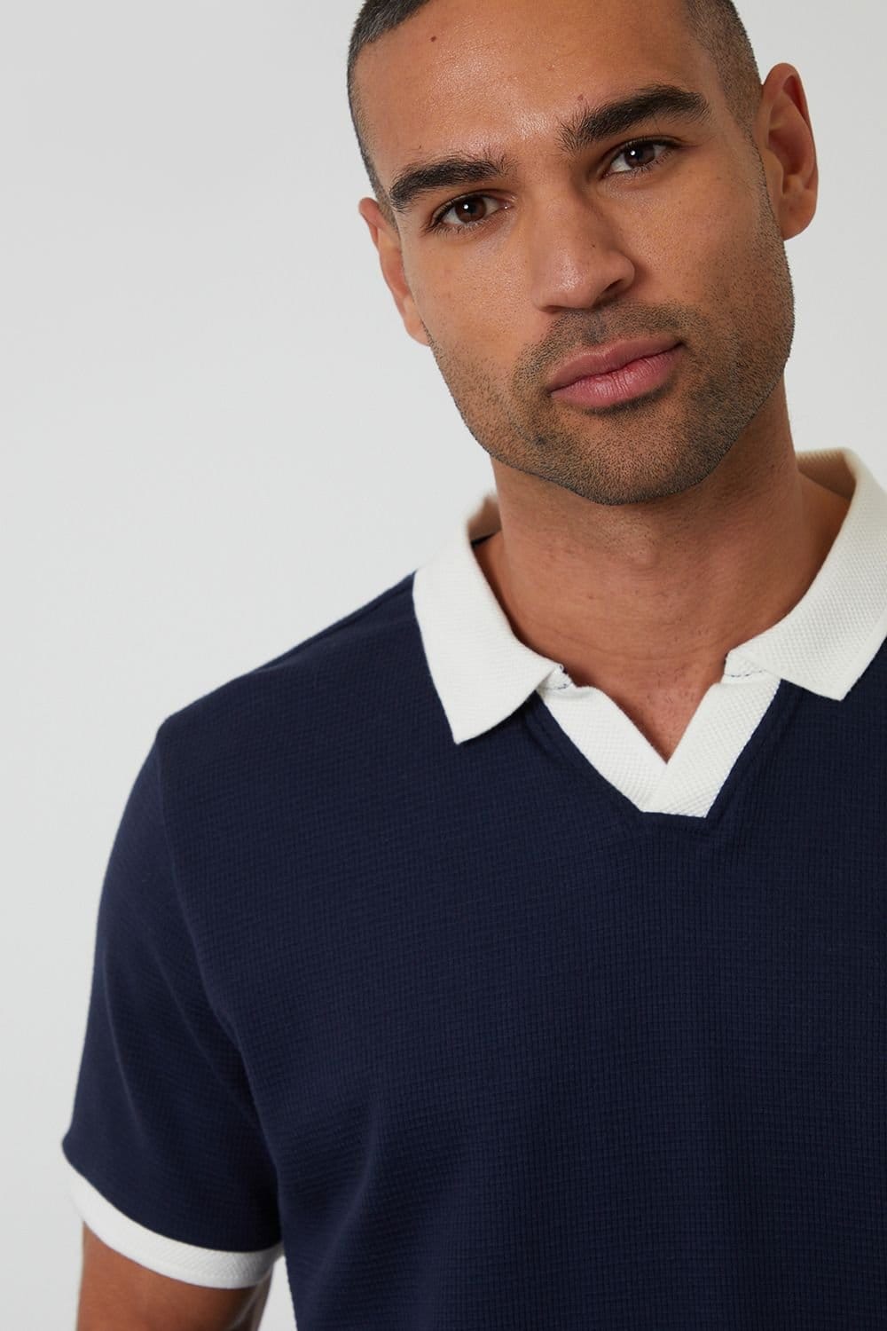 Threadbare Threadbare Men's Trophy Neck Waffle Polo Shirt in Navy - 4