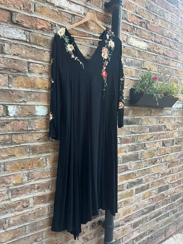 Topshop Topshop long dress with embroidery. Size 12