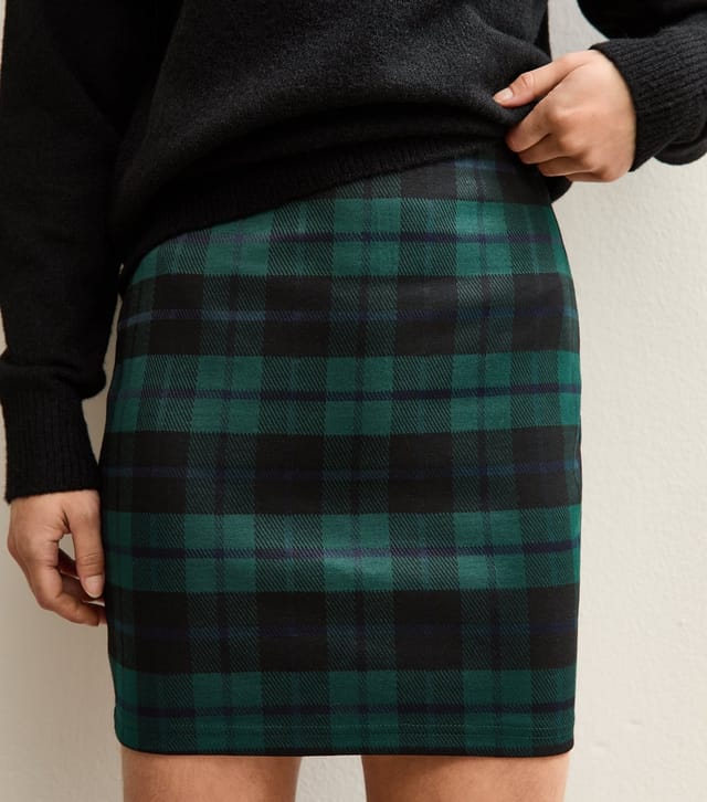 New Look Women's Petite Green Check Tube Mini Skirt New Look - 2