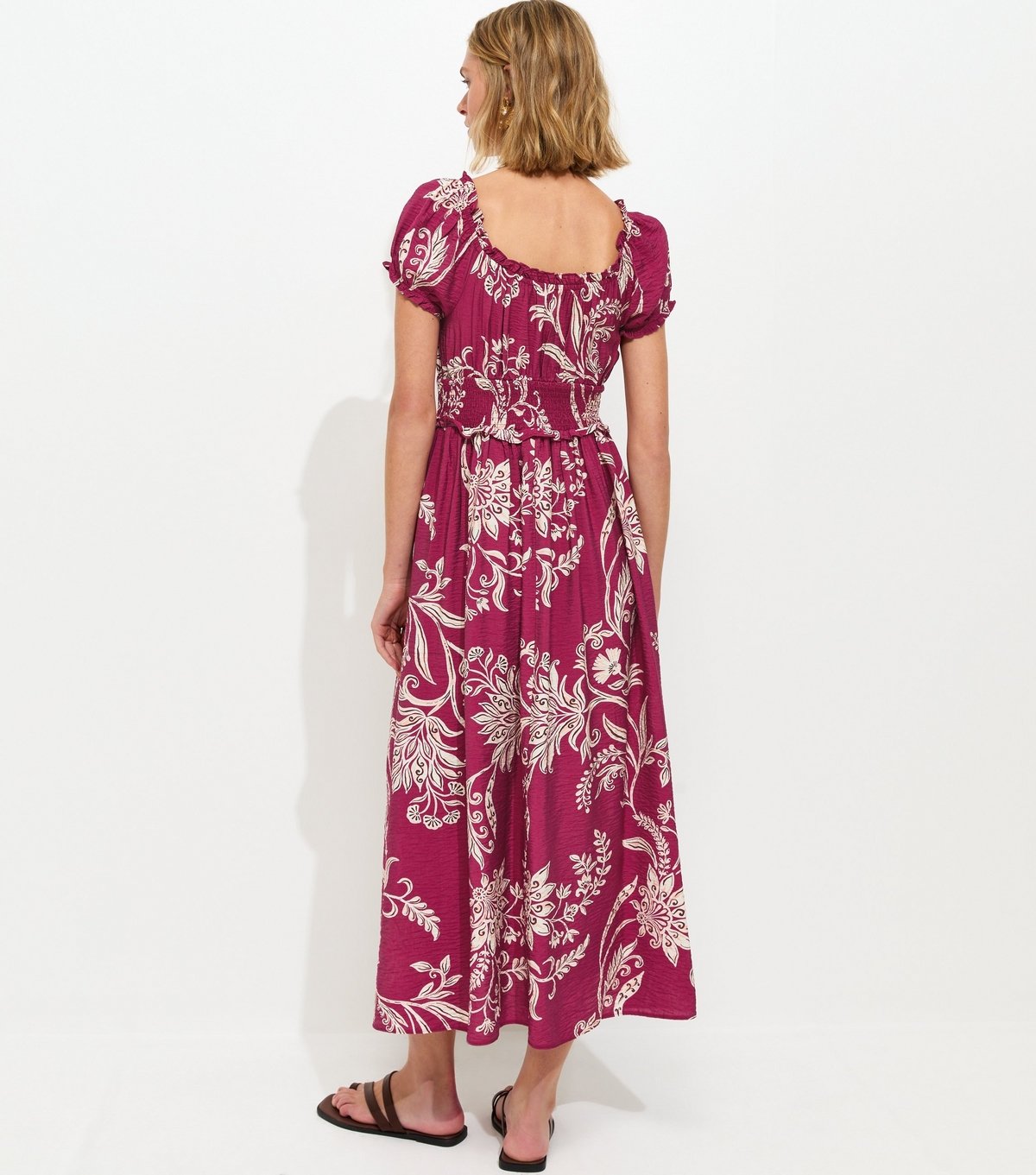 New Look Women's Burgundy Leaf Pattern Shirred Midi Dress New Look - 4