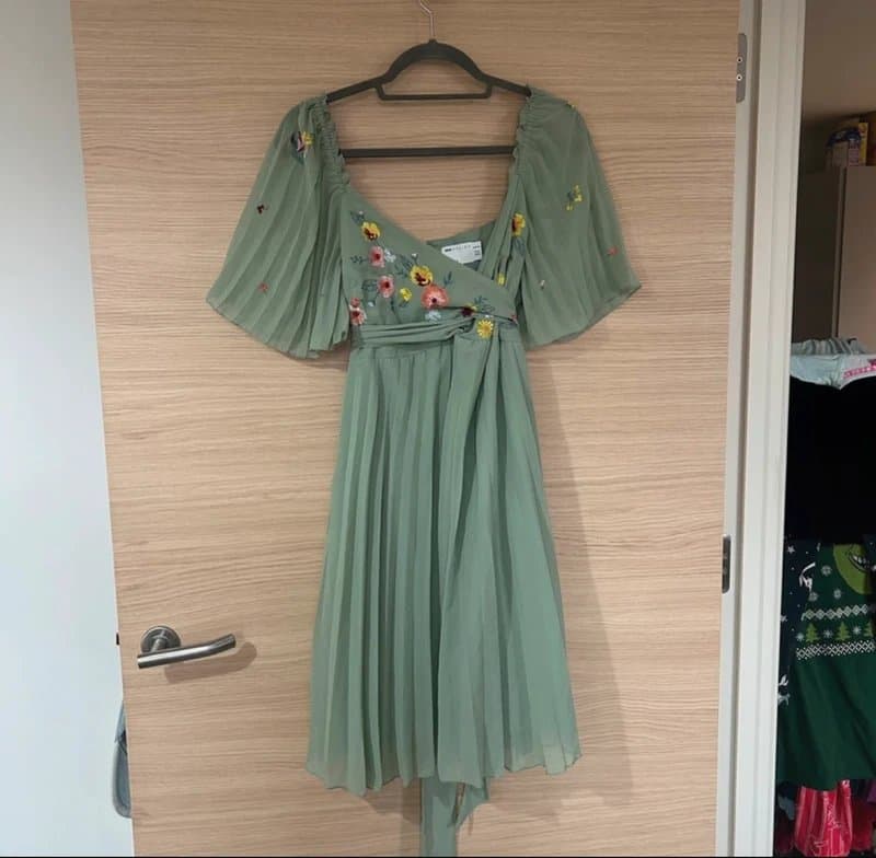 ASOS Design Asos sage green floral dress maternity dress wedding