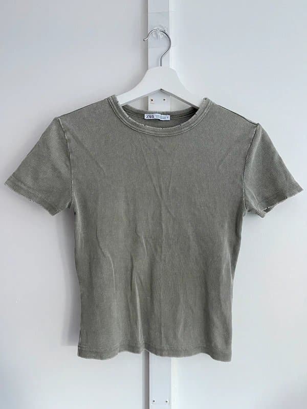 Zara ZARA Distressed Khaki Green T-Shirt Women’s Size M