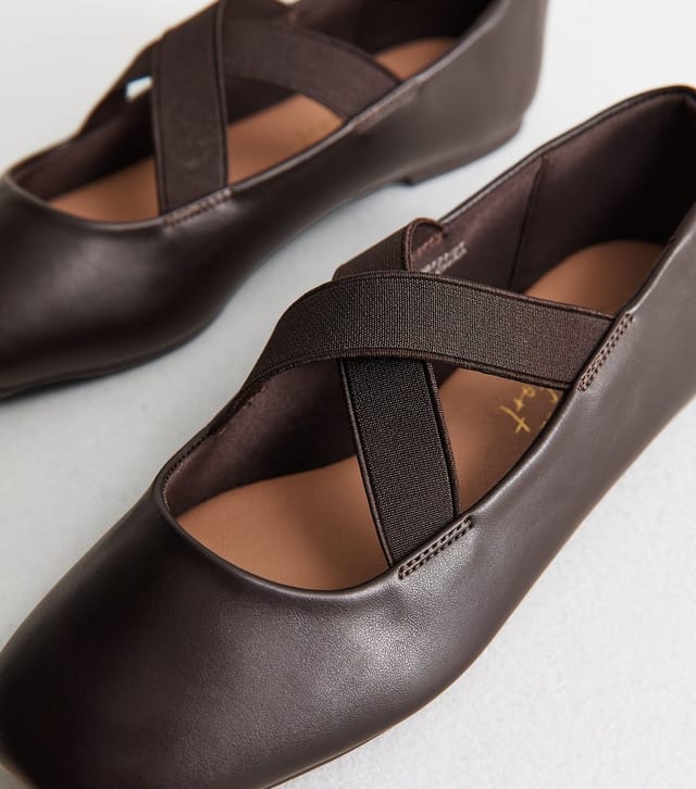 New Look Women's Extra Wide Fit Black Elastic Strap Mary Jane Pumps Vegan New Look - 3