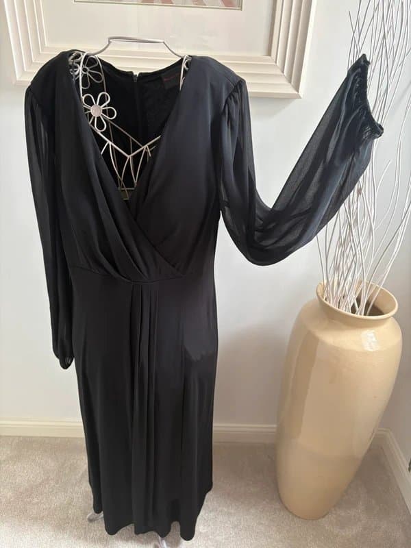 Frank Usher Gorgeous Frank usher dress