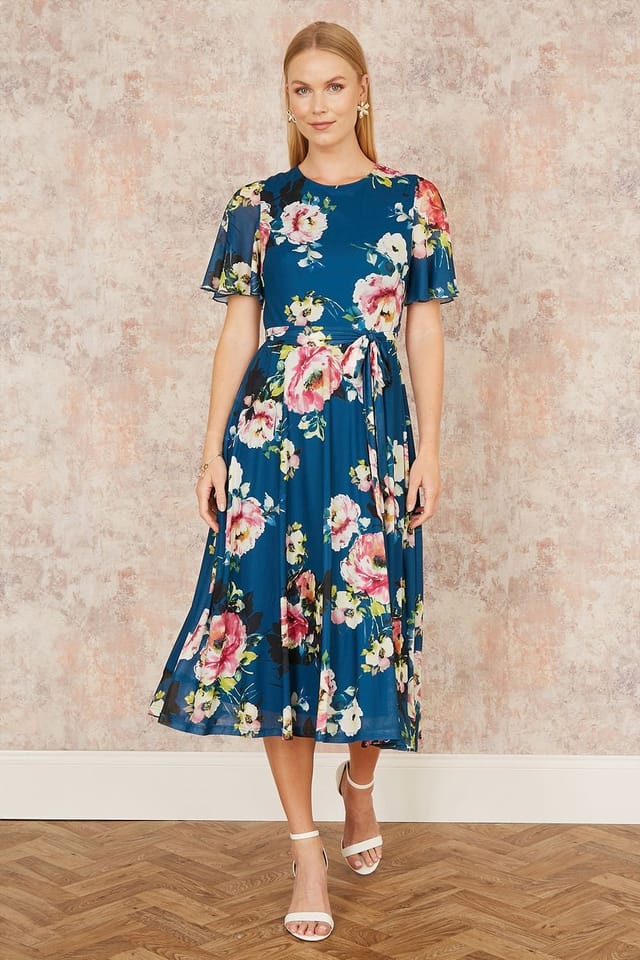 Yumi Yumi Women's Green Mesh Floral Midi Dress With Angel Sleeves - 2