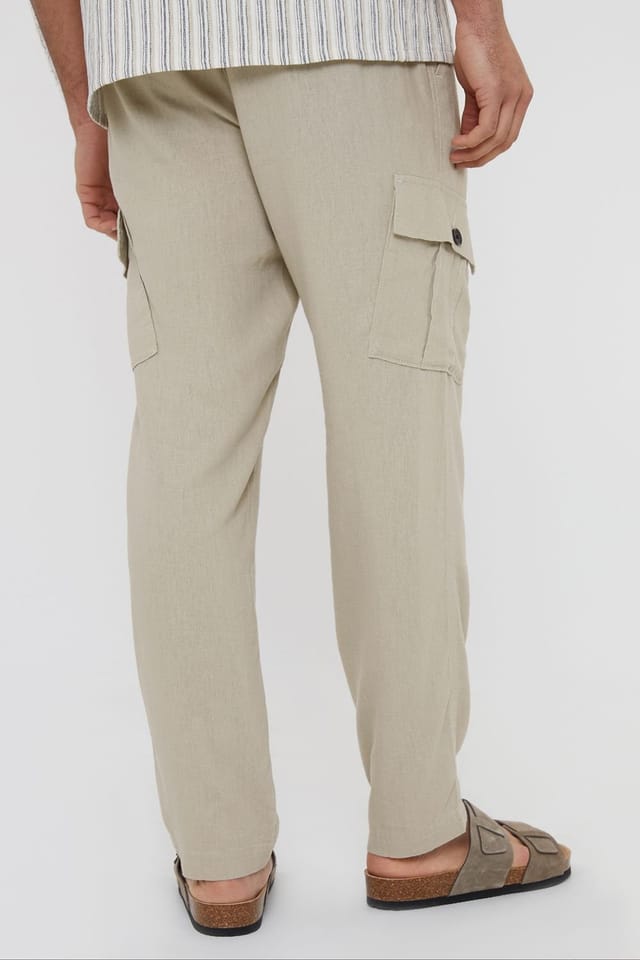 Threadbare Threadbare Men's 'Ramsay' Linen Blend Cargo Trousers in Stone - 2