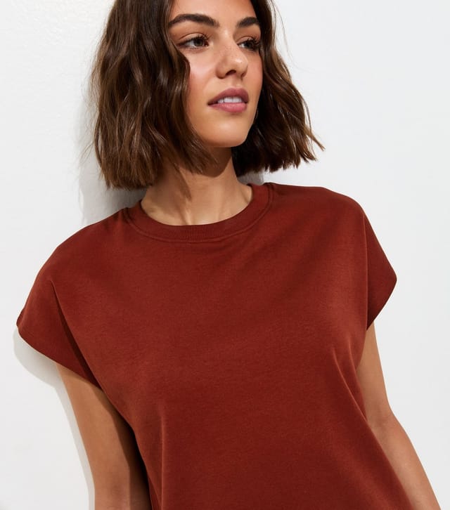 New Look Women's Dark Red Premium Grown On Sleeve Heavyweight Cotton T-Shirt New Look - 2