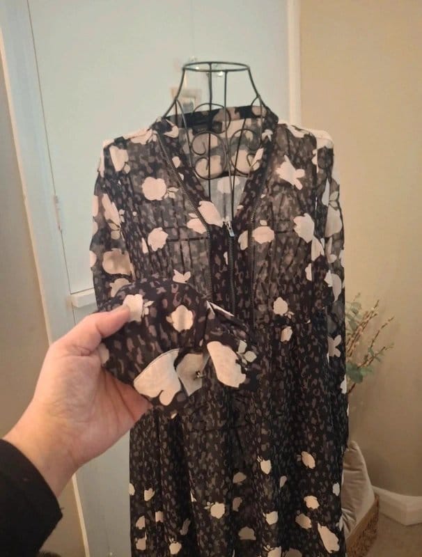 Mint Velvet Romantic Mint Velvet sheer Summer swimming costume cover up/dress size 12 - 1