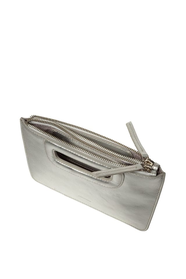 Pure Luxuries London Pure Luxuries London Women's 'Guinevere' Leather Clutch Bag in Silver - 3