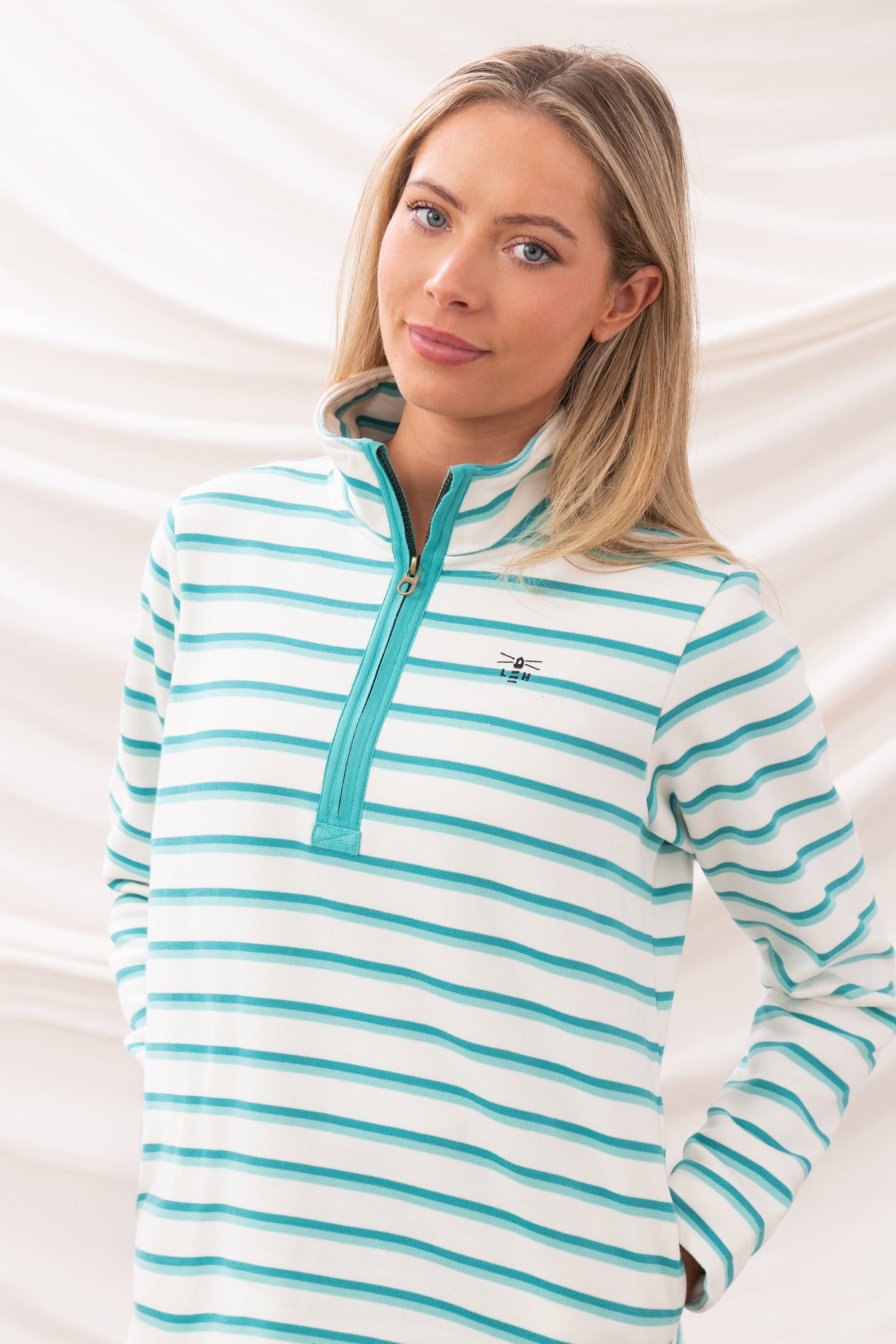 Lighthouse Clothing Lighthouse Clothing Women's Shore Sweatshirt Cotton Funnel Neck Jersey in White