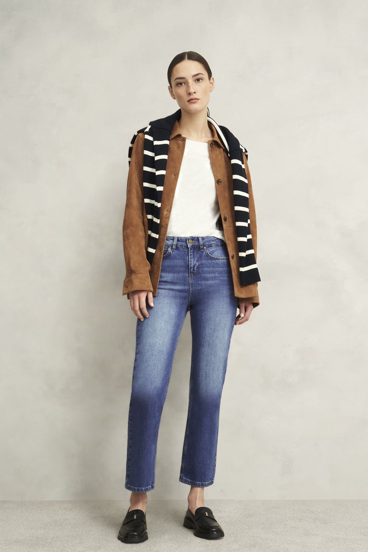 Hobbs London Hobbs London Women's Shea Straight Jeans in Mid Blue - 3