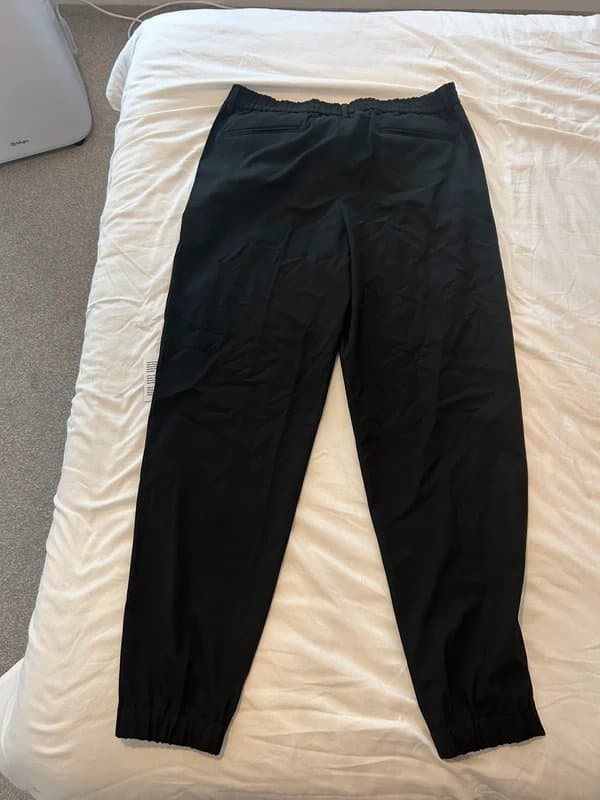 ASOS Design ASOS Men’s black cuffed trousers L