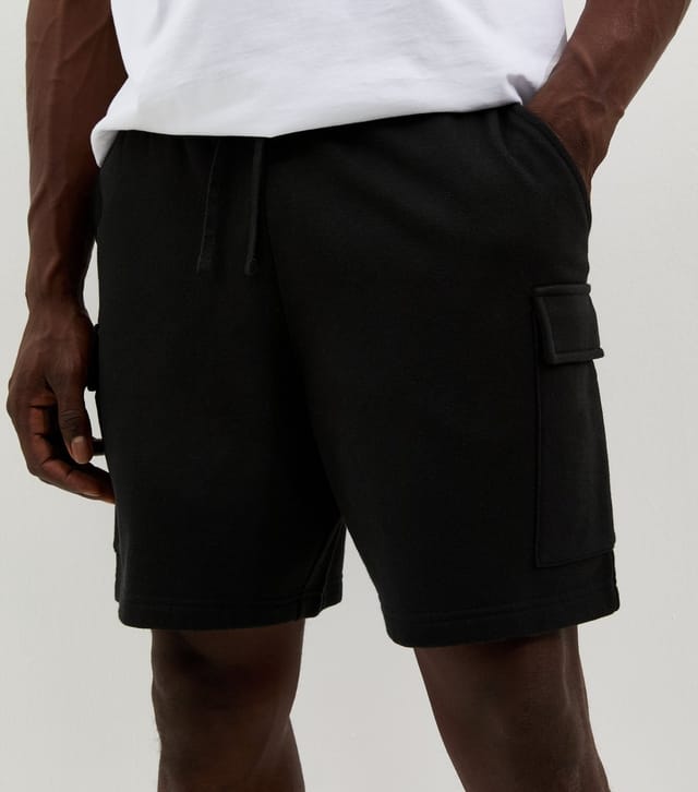 New Look Men's Black Regular Jersey Cargo Shorts New Look - 3