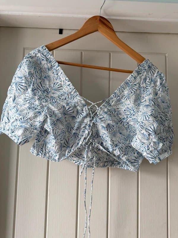 H&M H&M NEW cute shell beach boho crop milkmaid top tie cross back size M 12-14