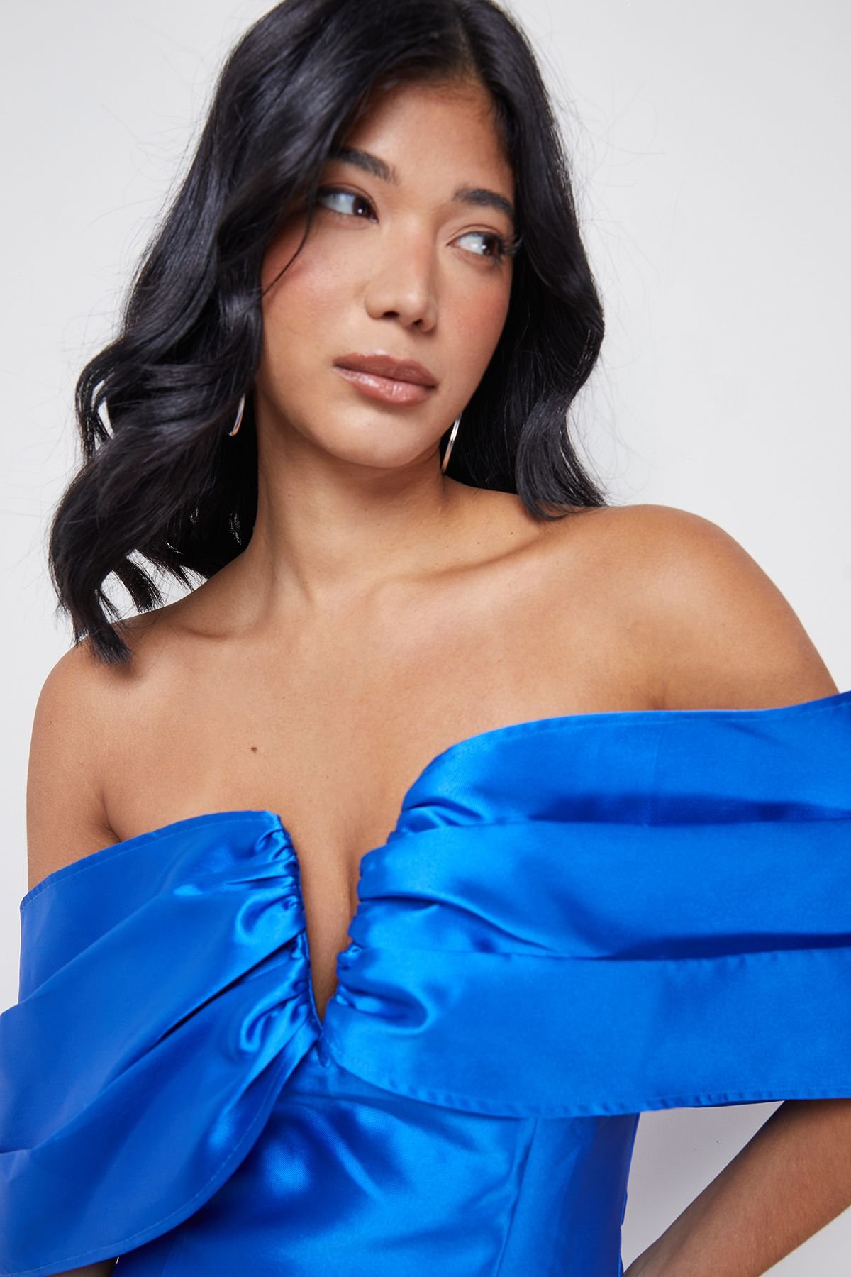 Warehouse Warehouse Women's Satin Twill Notch Front Bardot Midi Dress in Cobalt - 4