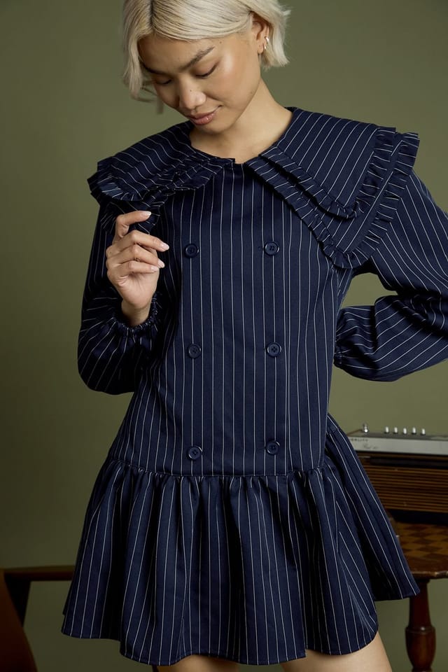 Neon Rose Neon Rose Women's Cotton Pinstripe Double Collar Mini Smock Dress in Navy - 3
