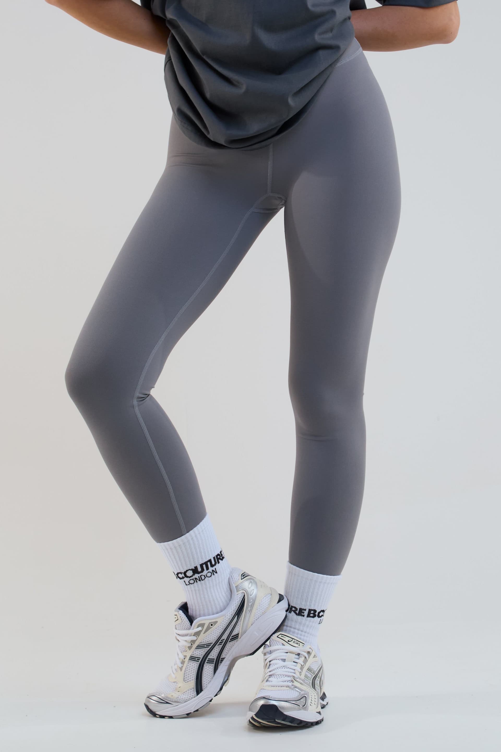 BCouture BCouture Women's High-Waisted Leggings in Dark Grey