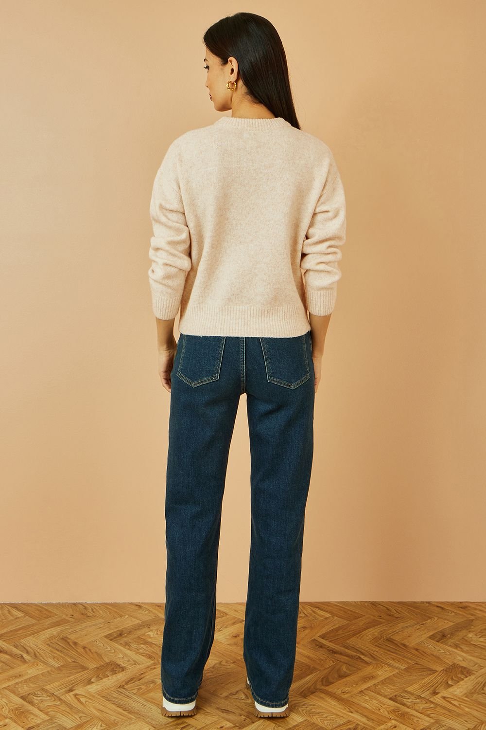 Yumi Yumi Women's Oatmeal Relaxed Knitted Jumper With Scattered Sequin Neckline in Cream - 4