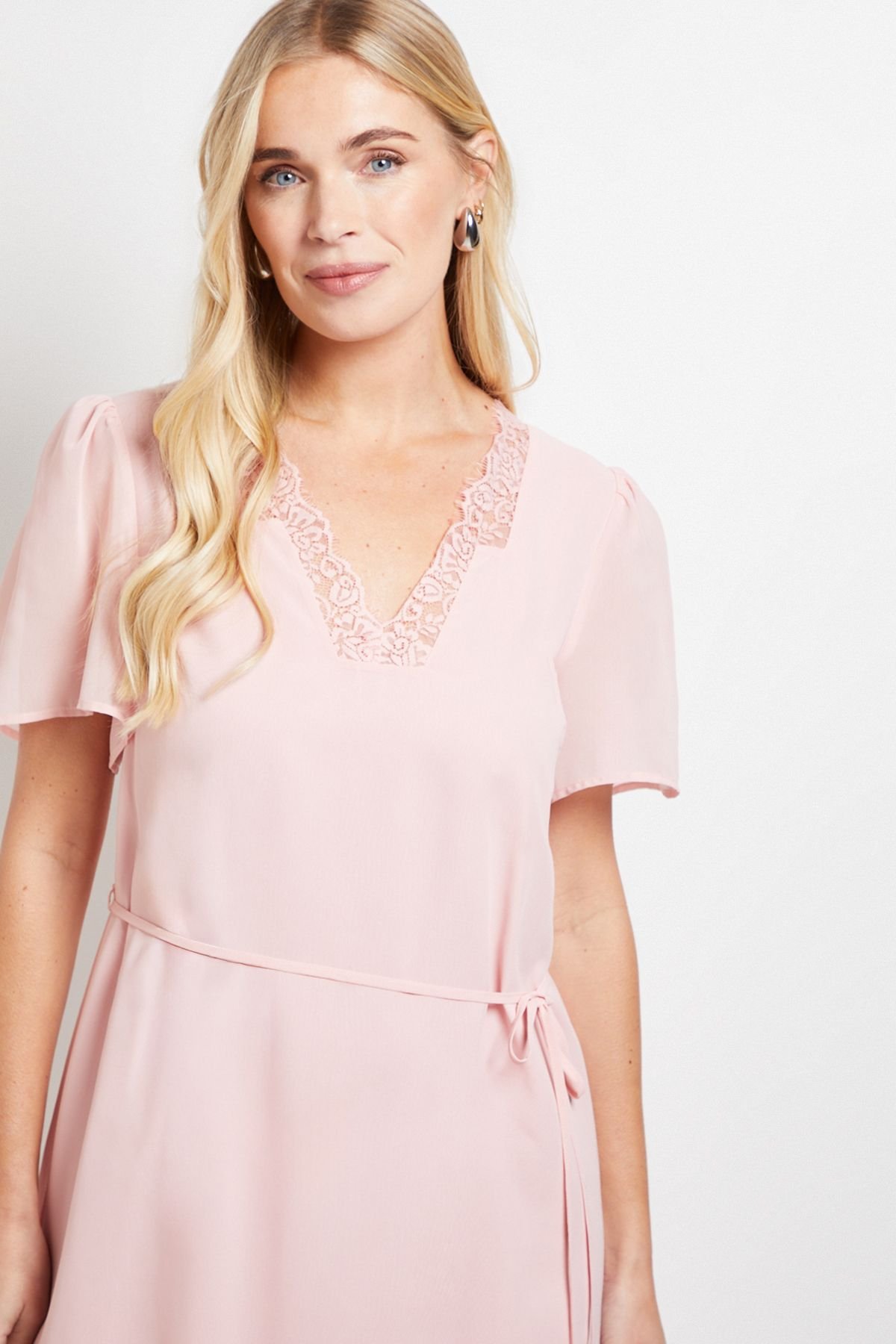 Wallis Wallis Women's Petite Chiffon Lace Insert Midi Dress in Blush - 4